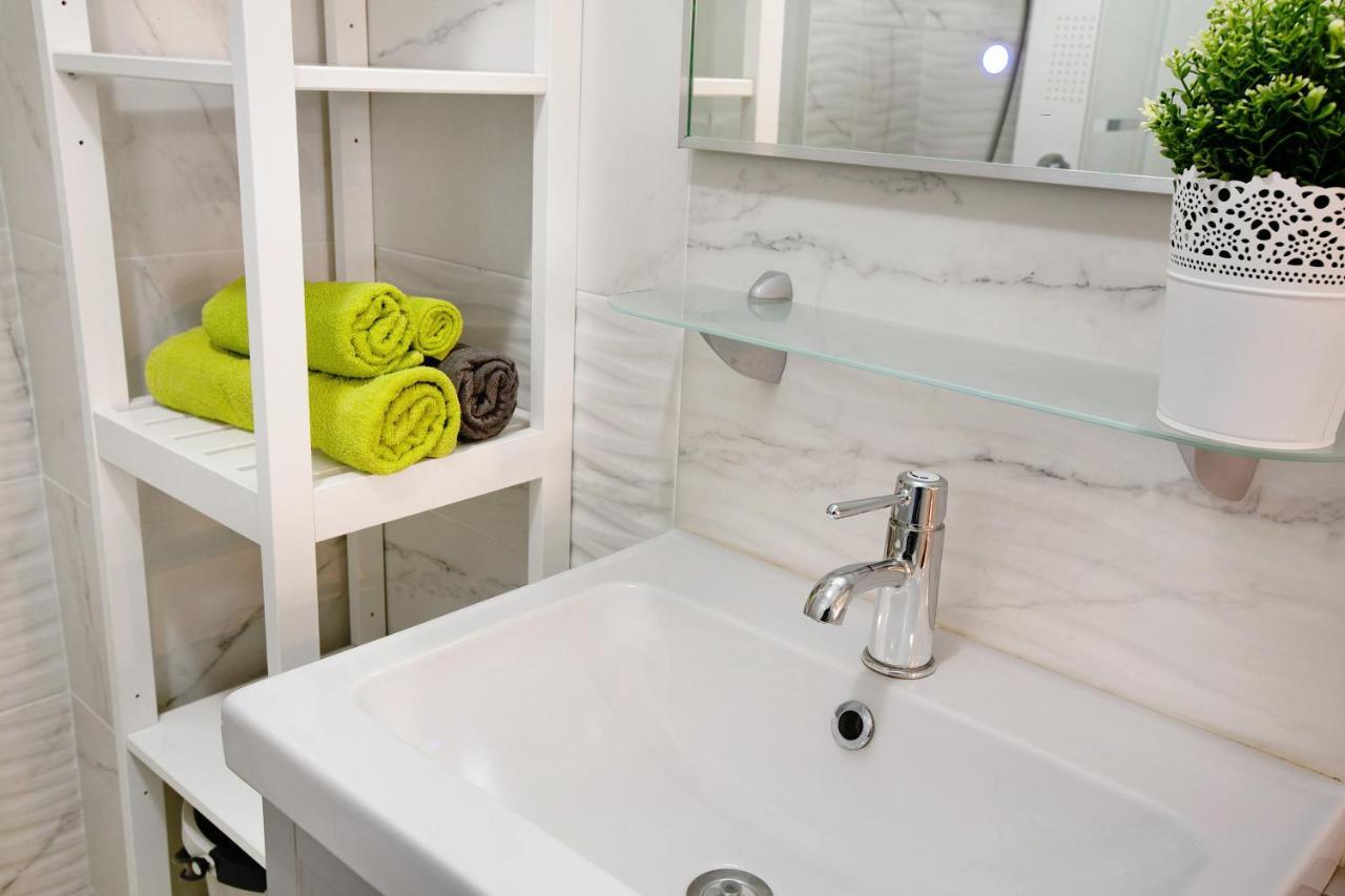 Seaview Studio Apartment Canteras Лас Палмас де Гран Канария Екстериор снимка
